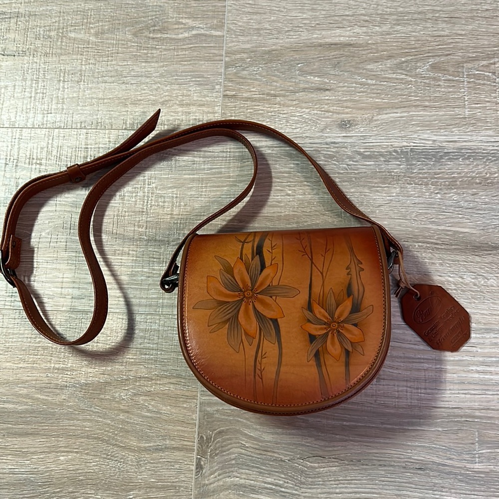 Women’s crossbody bag